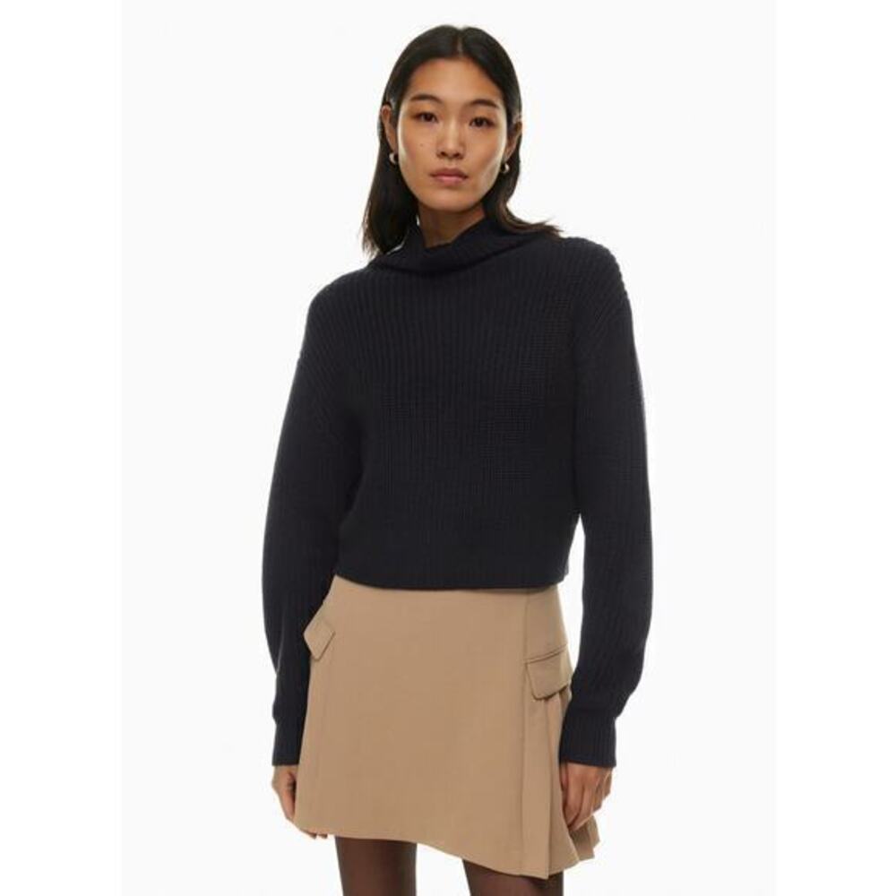 Aritiza Wilfred black Montpellier 100% Merino Wool Waist Turtleneck size XS